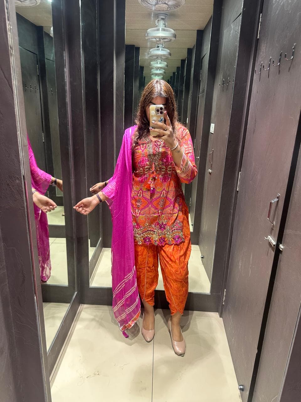 Noor Embroidered Kurta image 1